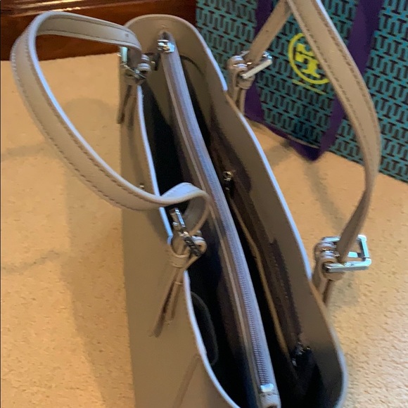 Tory Burch light gray tote - Picture 2 of 2